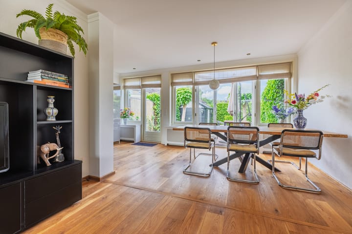 Foto 8 van van Limburg Stirumlaan 45