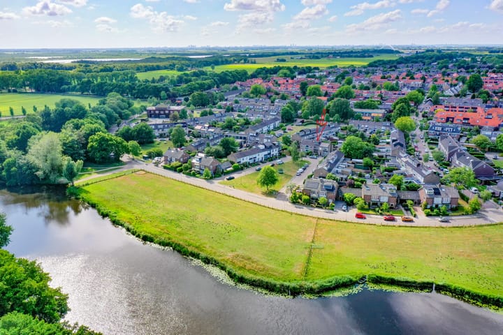 Foto 3 van van Limburg Stirumlaan 45