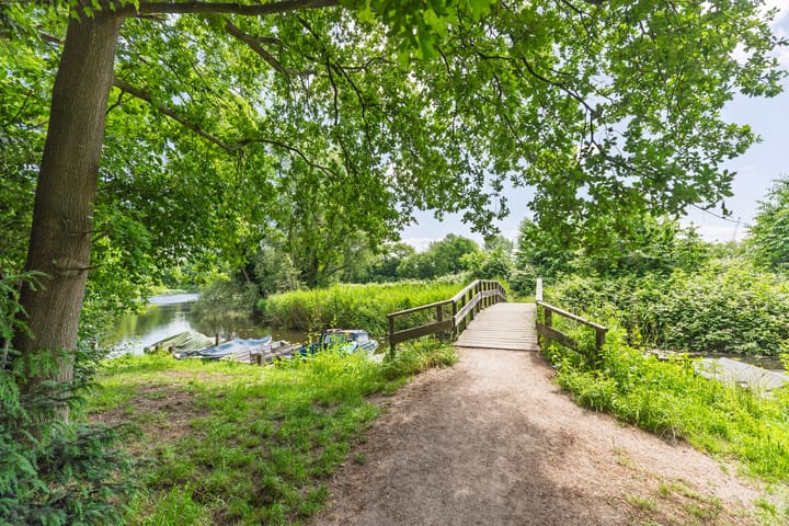 Foto 41 van van Limburg Stirumlaan 45