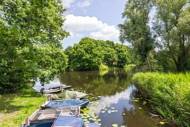 Foto 42 van van Limburg Stirumlaan 45