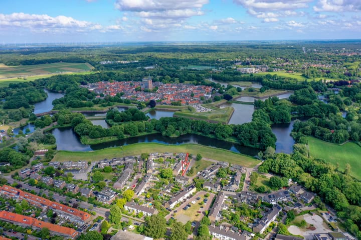 Foto 45 van van Limburg Stirumlaan 45