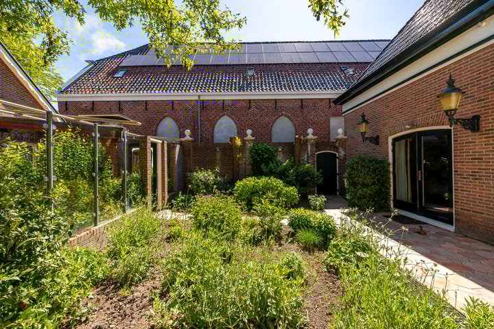 Foto 64 van Hoofdstraat-West 4