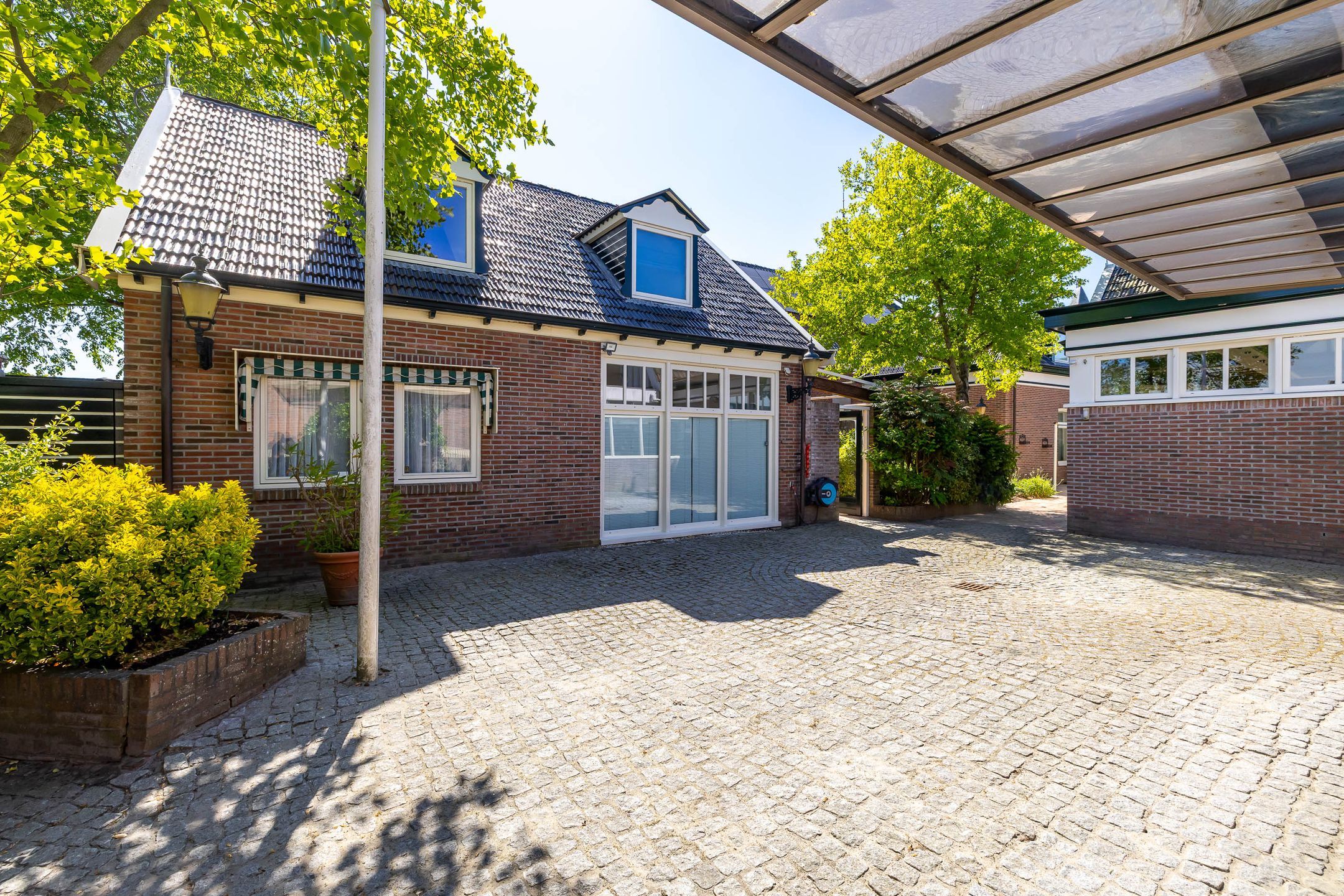 Foto 69 van Hoofdstraat-West 4