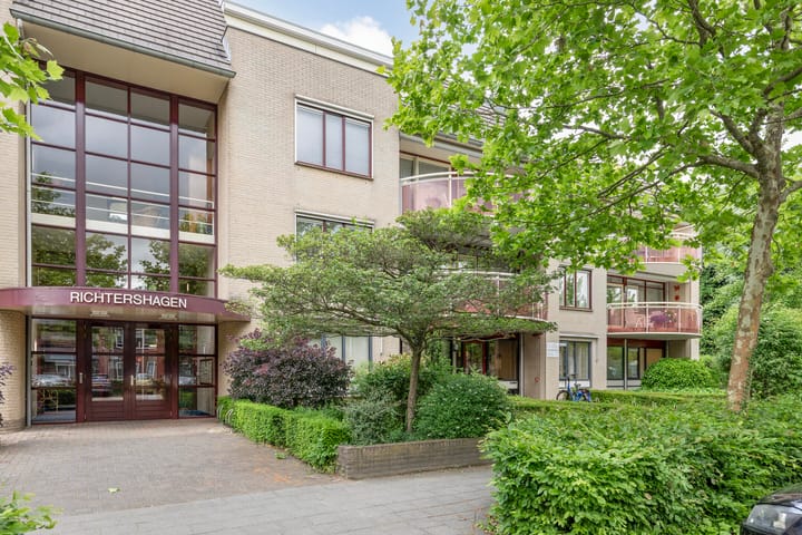 Foto 9 van Carel Looierstraat 3-17