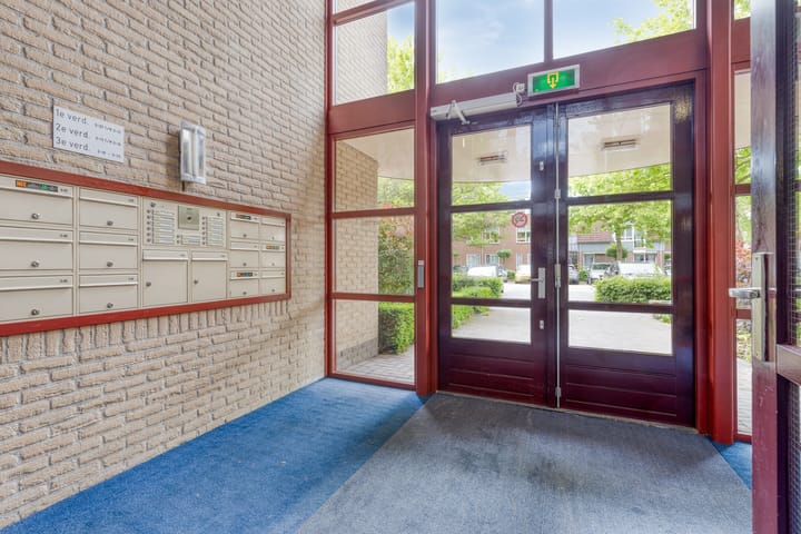 Foto 11 van Carel Looierstraat 3-17