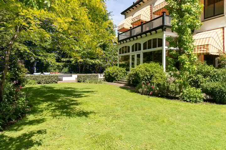 Foto 2 van Oosterhoutlaan 1