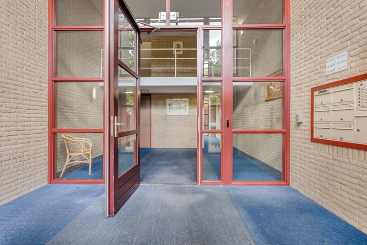 Foto 12 van Carel Looierstraat 3-17