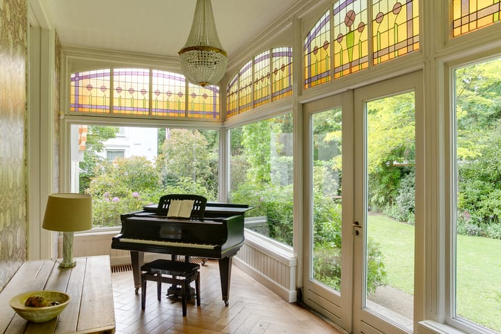 Foto 10 van Oosterhoutlaan 1