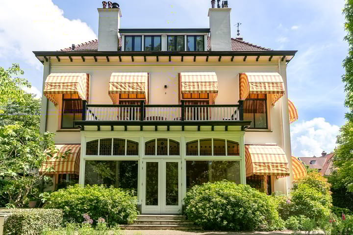 Foto 11 van Oosterhoutlaan 1