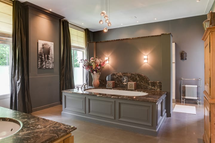 Foto 28 van Oosterhoutlaan 1