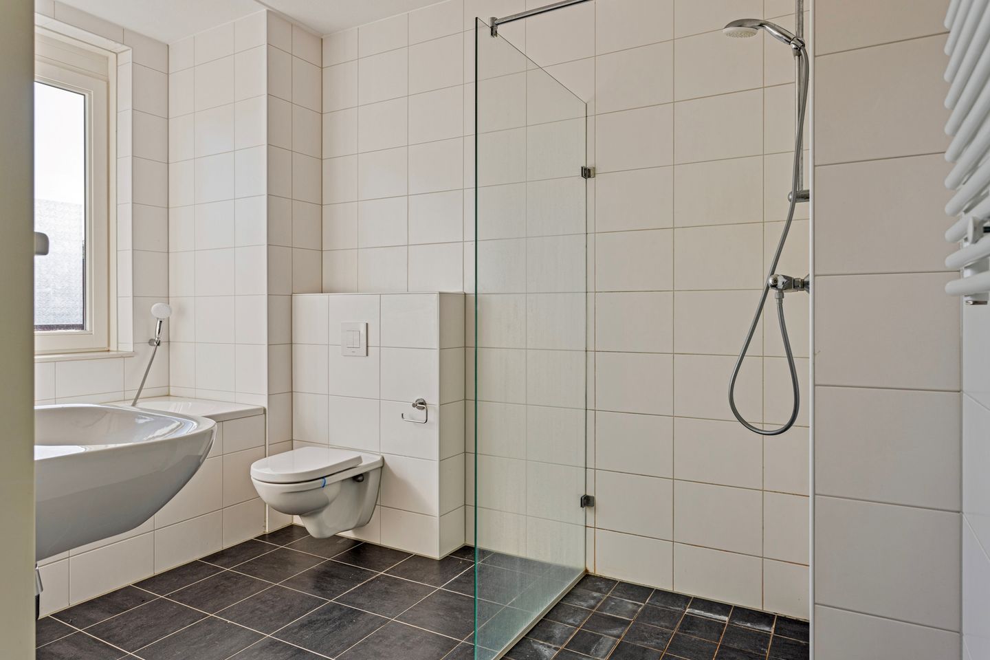 Photo 10 of Pioenstraat 179