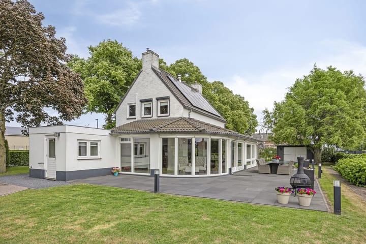 Foto 1 van Stationsstraat 36