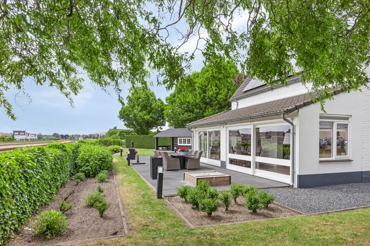 Foto 30 van Stationsstraat 36