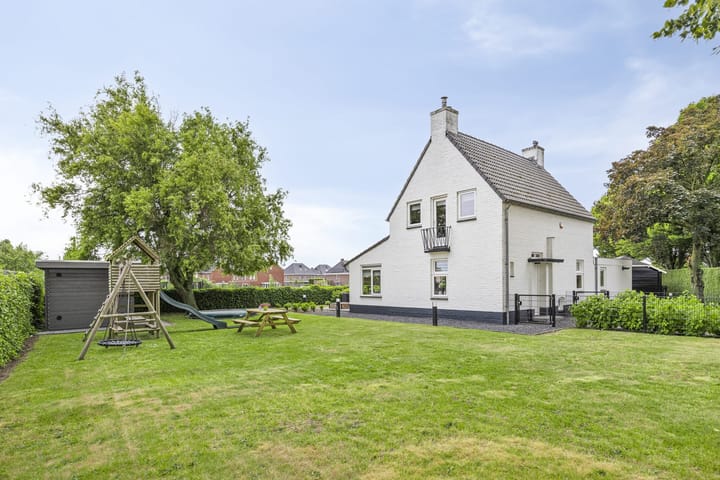 Foto 34 van Stationsstraat 36