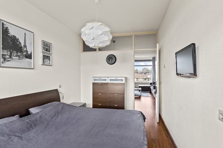 Foto 36 van Staringlaan 282