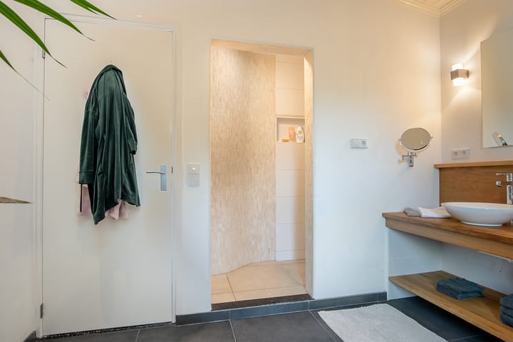 Foto 11 van Mesdagstraat 12