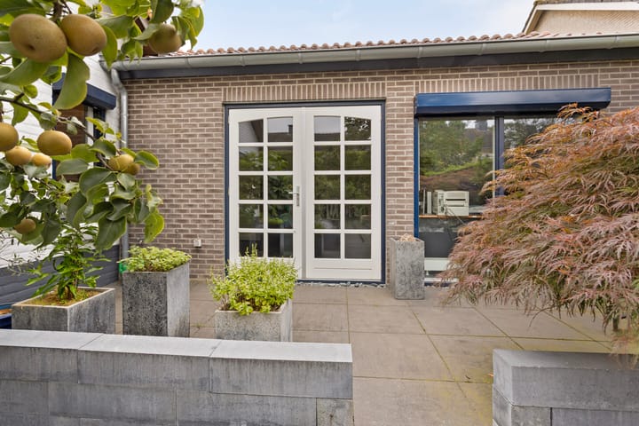 Foto 20 van Mesdagstraat 12