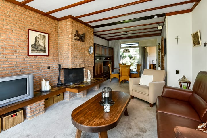 Foto 11 van Johan de Wittstraat 23