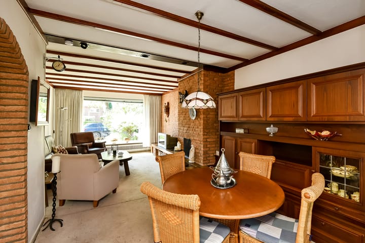 Foto 13 van Johan de Wittstraat 23