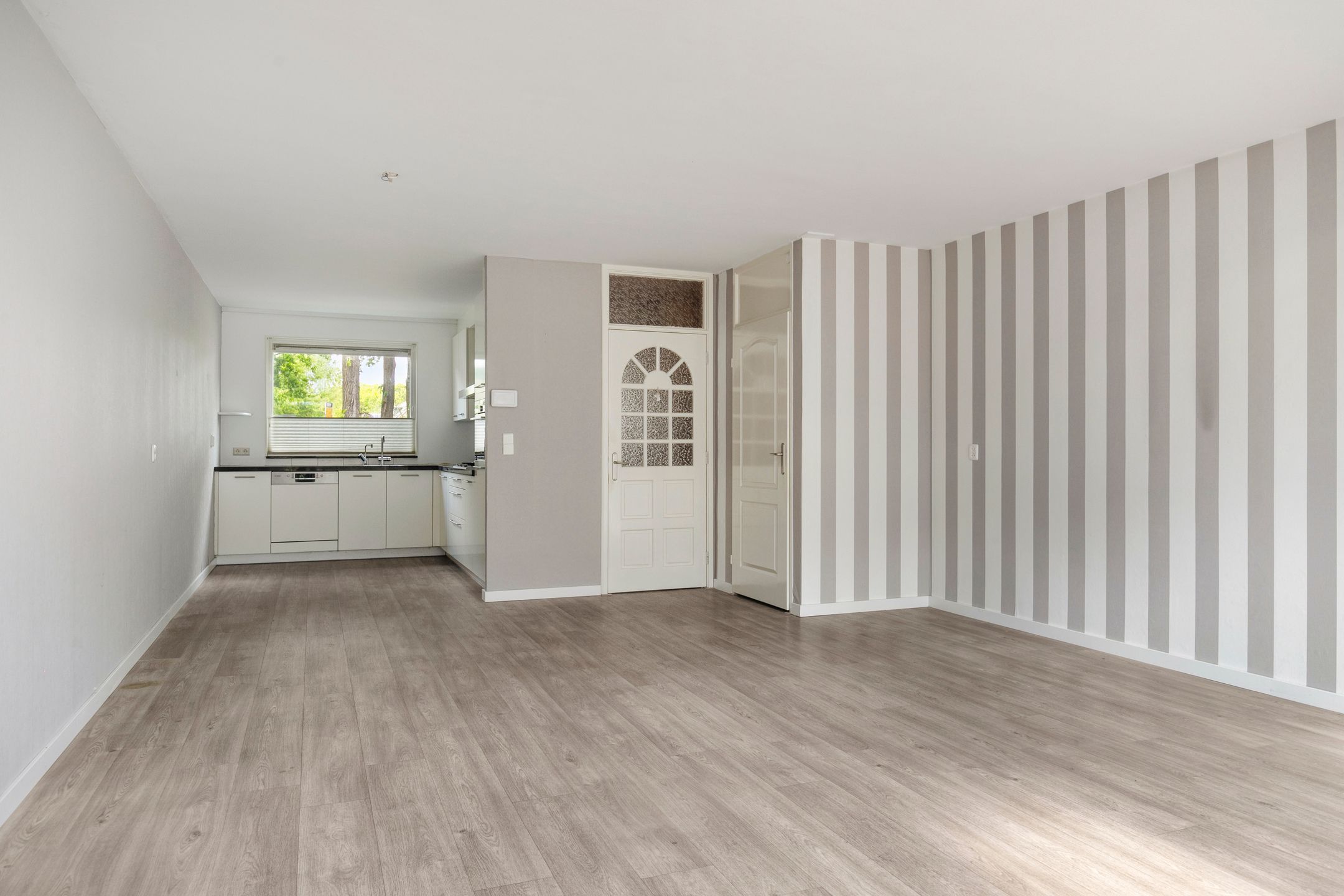 Foto 6 van Roos van Dekemastraat 40