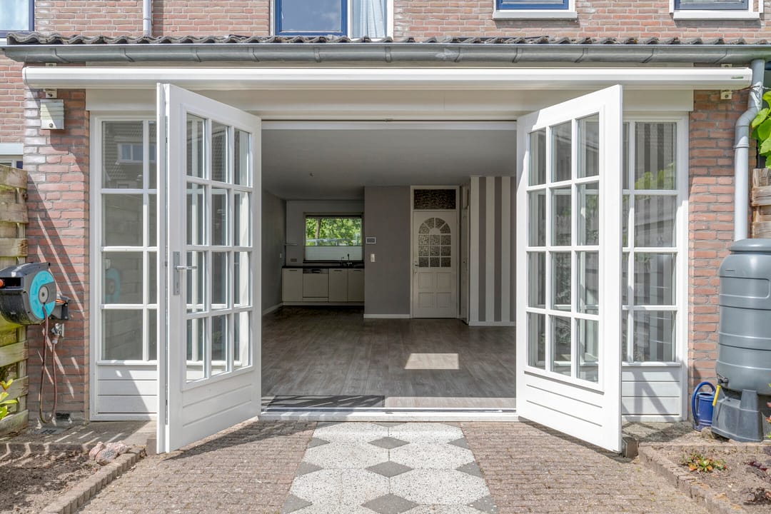 Foto 7 van Roos van Dekemastraat 40