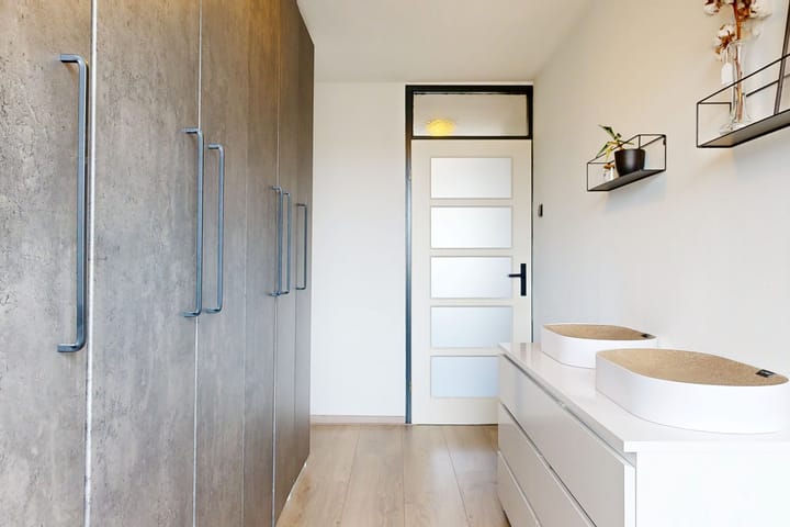 Foto 14 van Bertram 103