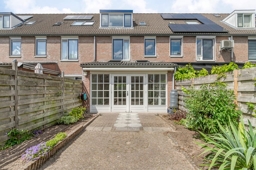 Foto 23 van Roos van Dekemastraat 40