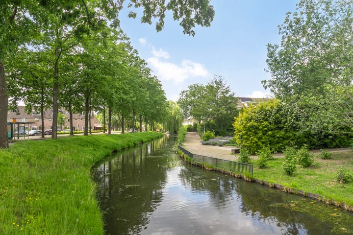 Foto 32 van Roos van Dekemastraat 40