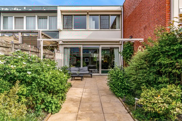 Foto 24 van Bertram 103