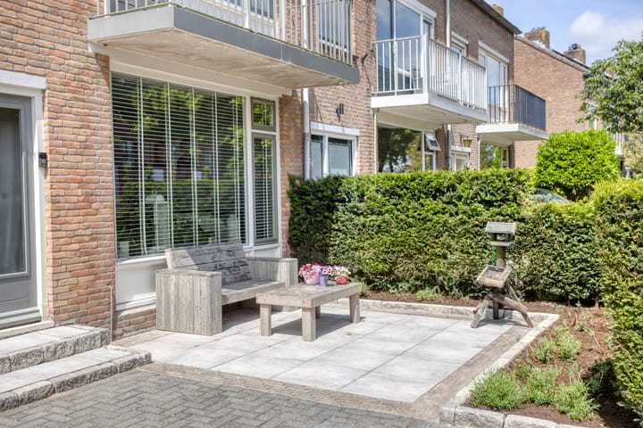 Photo 7 of Oostzeestraat 33