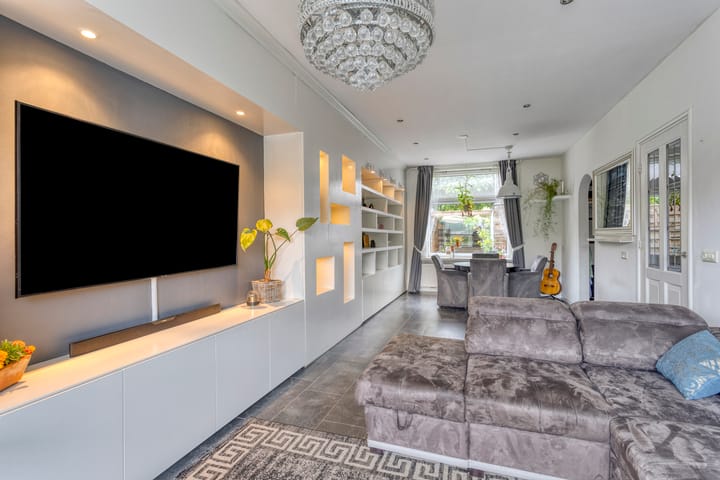 Photo 3 of Stationsweg 67