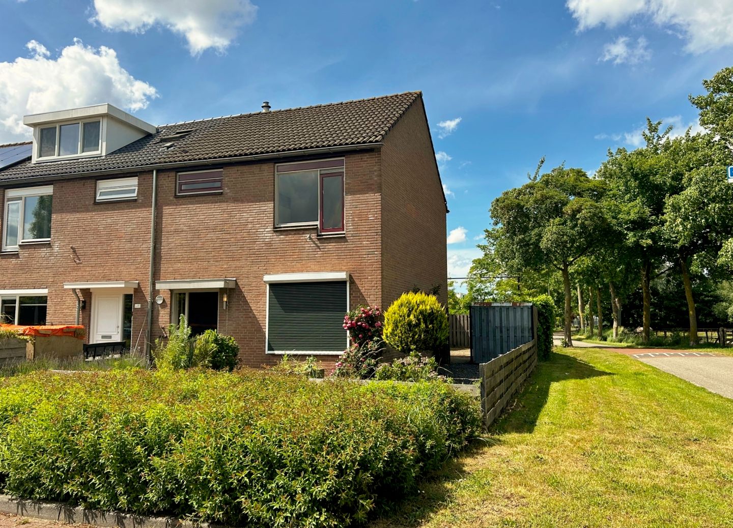 Foto 1 van Pluutstraat 130