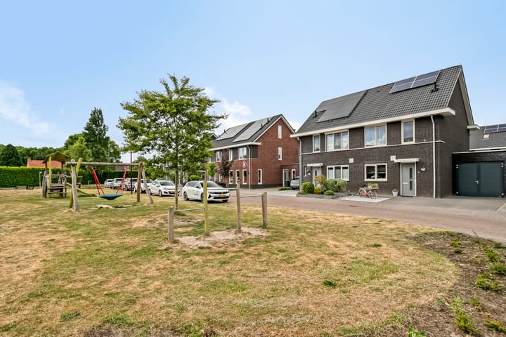 Foto 40 van Maximalaan 74