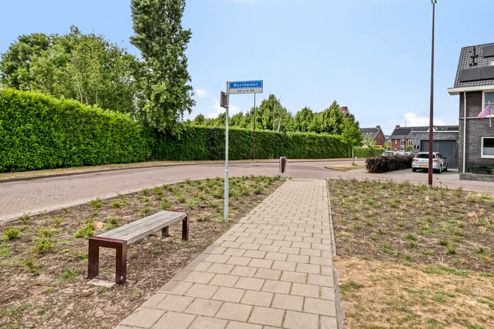 Foto 43 van Maximalaan 74