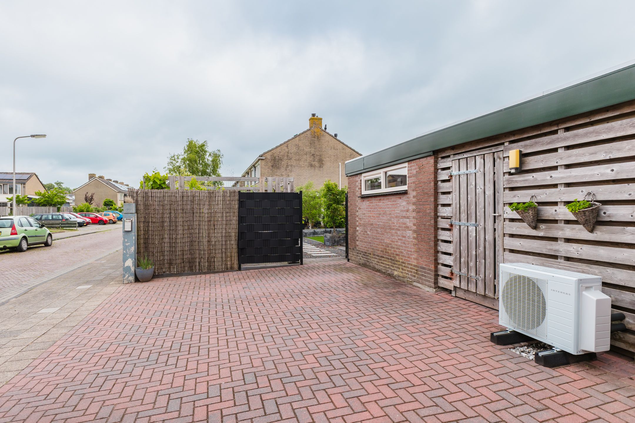 Foto 15 van Master Roordawei 12