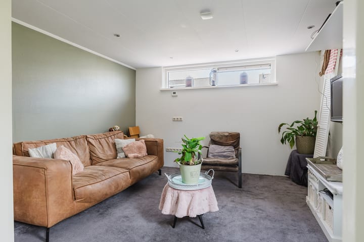 Foto 42 van Master Roordawei 12