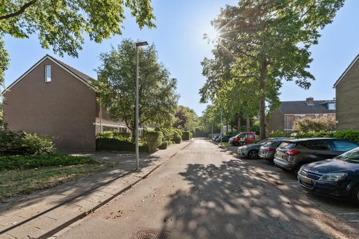 Foto 52 van Berliozstraat 11