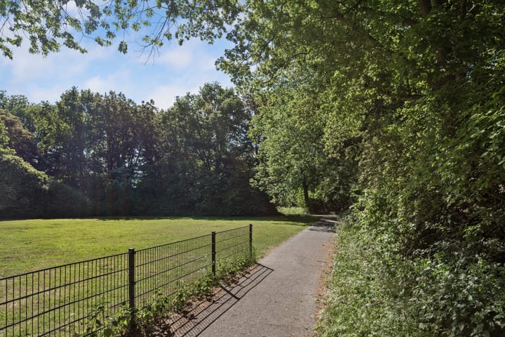 Foto 54 van Berliozstraat 11