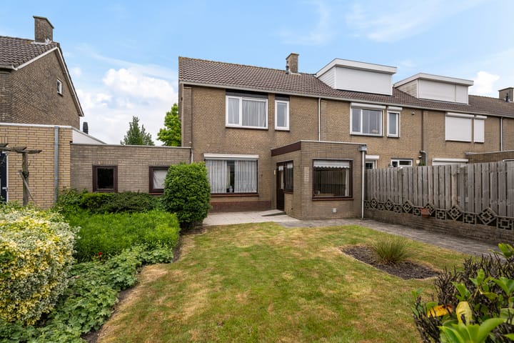 Foto 26 van Schoolstraat 14