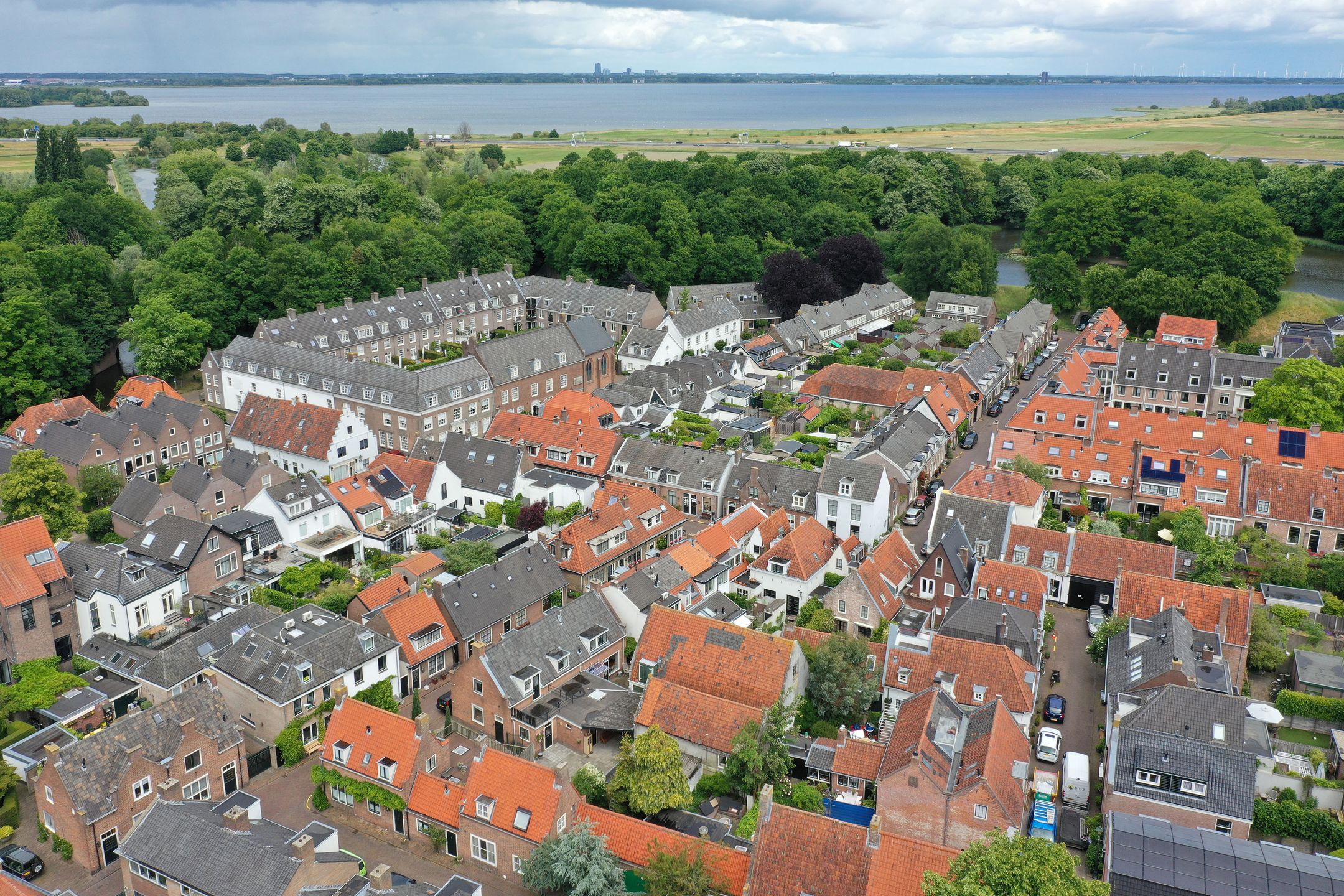 Foto 27 van Regenboogstraat 16