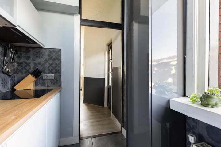 Foto 16 van Leliestraat 21