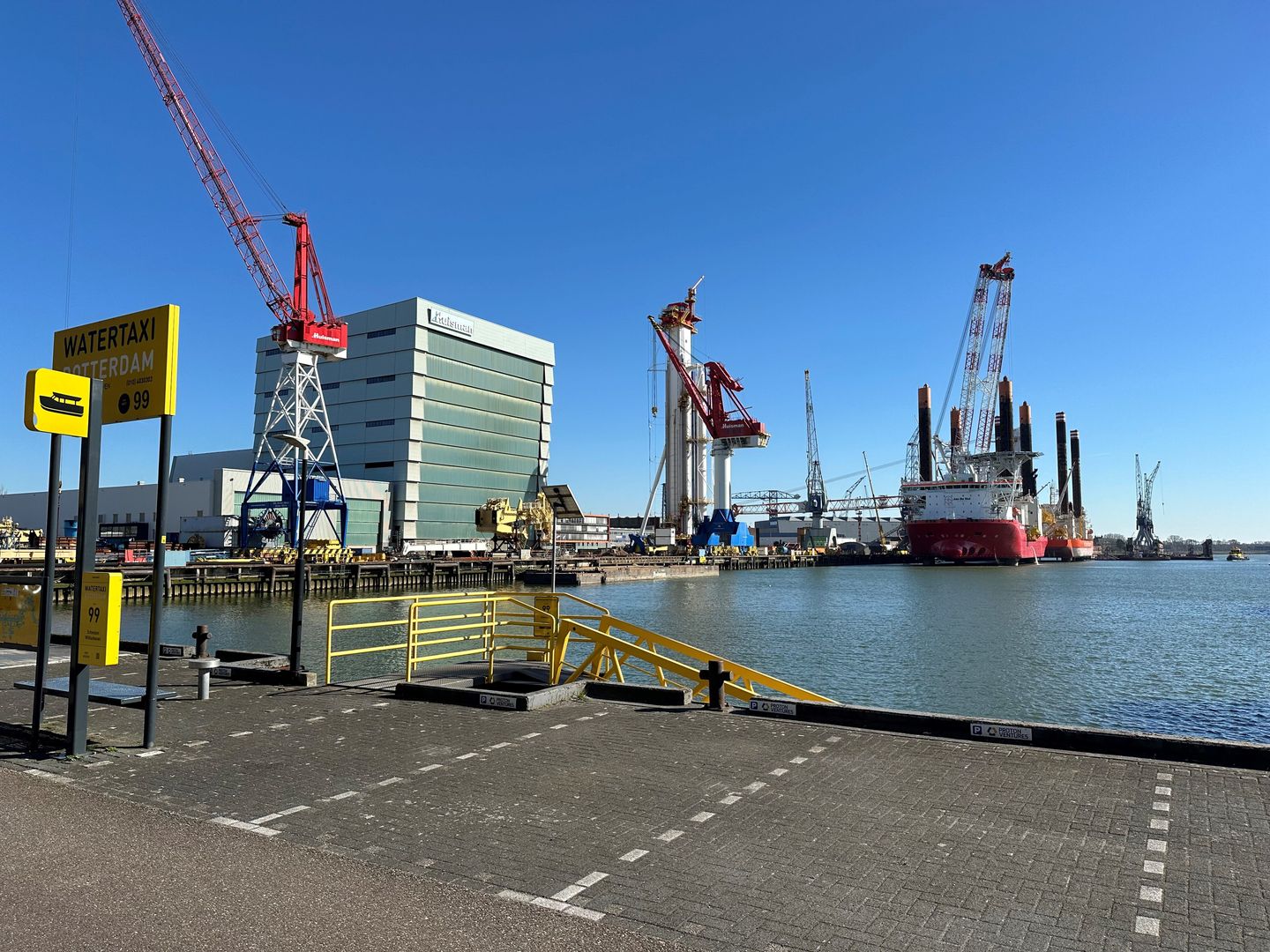 Bekijk foto 3 van Karel Doormanweg 5