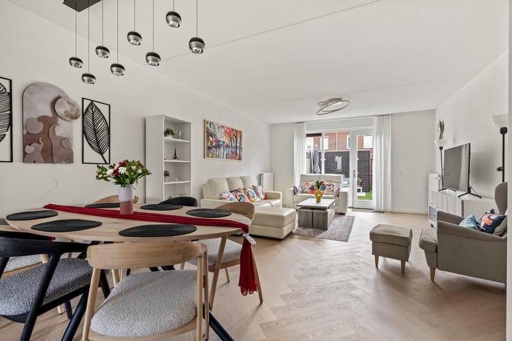 Foto 2 van Van Ravesteijnstraat 7