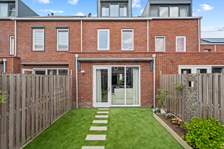 Foto 14 van Van Ravesteijnstraat 7