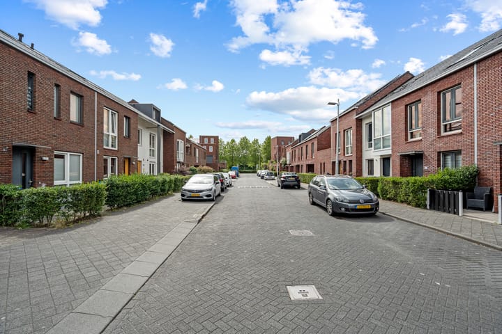 Foto 31 van Van Ravesteijnstraat 7