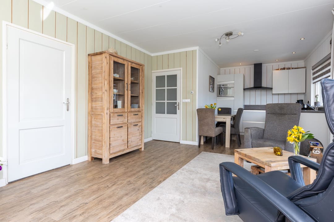 Photo 8 of Wilhelminastraat 4