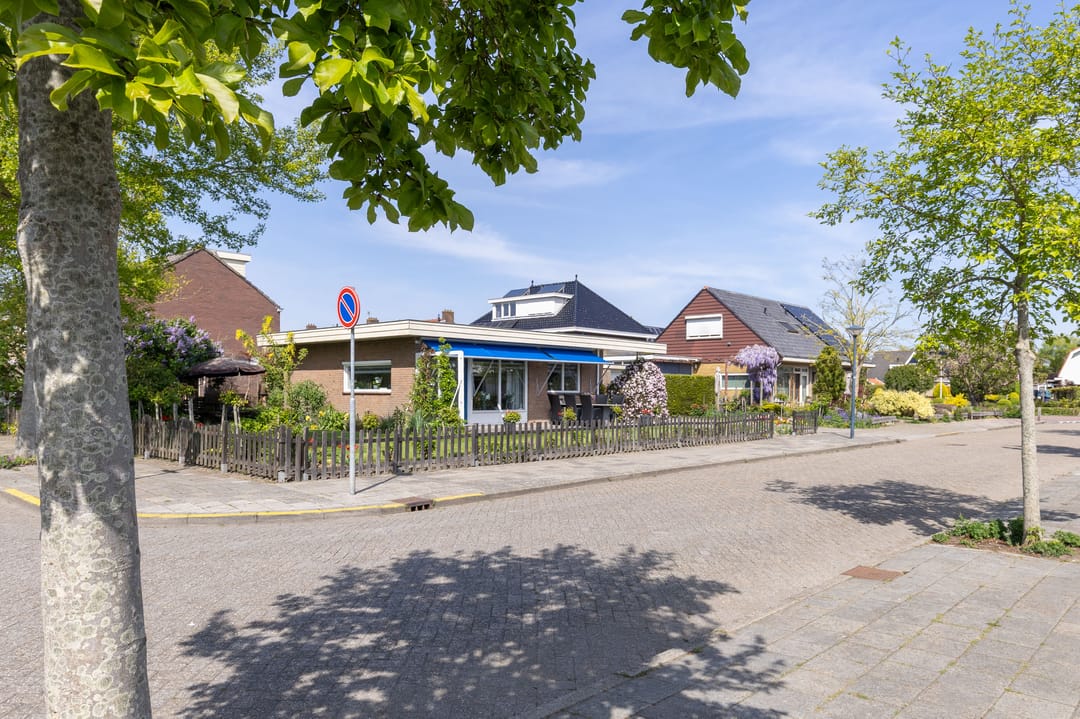 Photo 28 of Wilhelminastraat 4