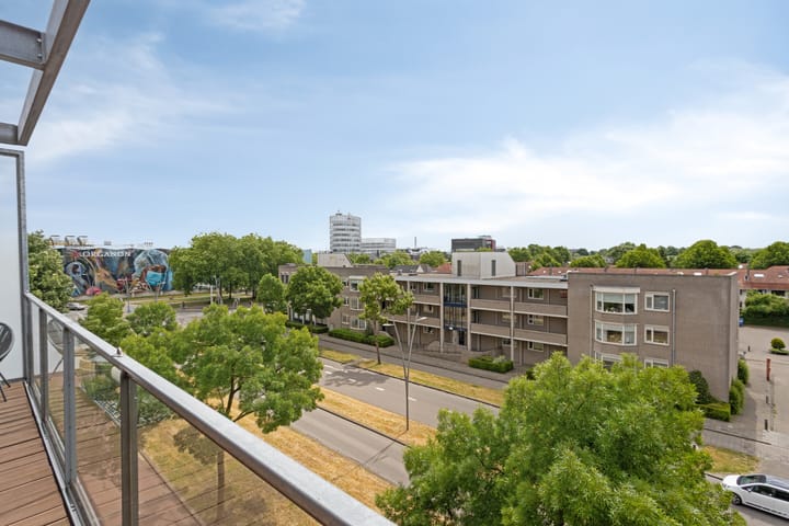 Foto 17 van Kamperfoeliestraat 14-B