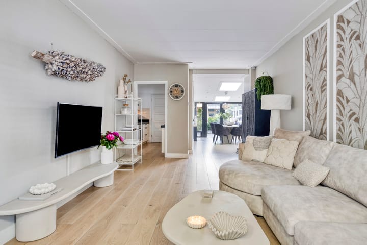 Foto 8 van Van Riebeekstraat 64