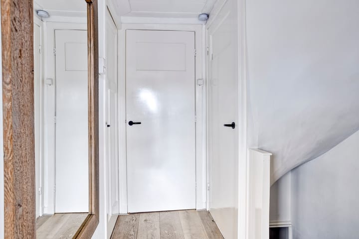 Foto 23 van Van Riebeekstraat 64